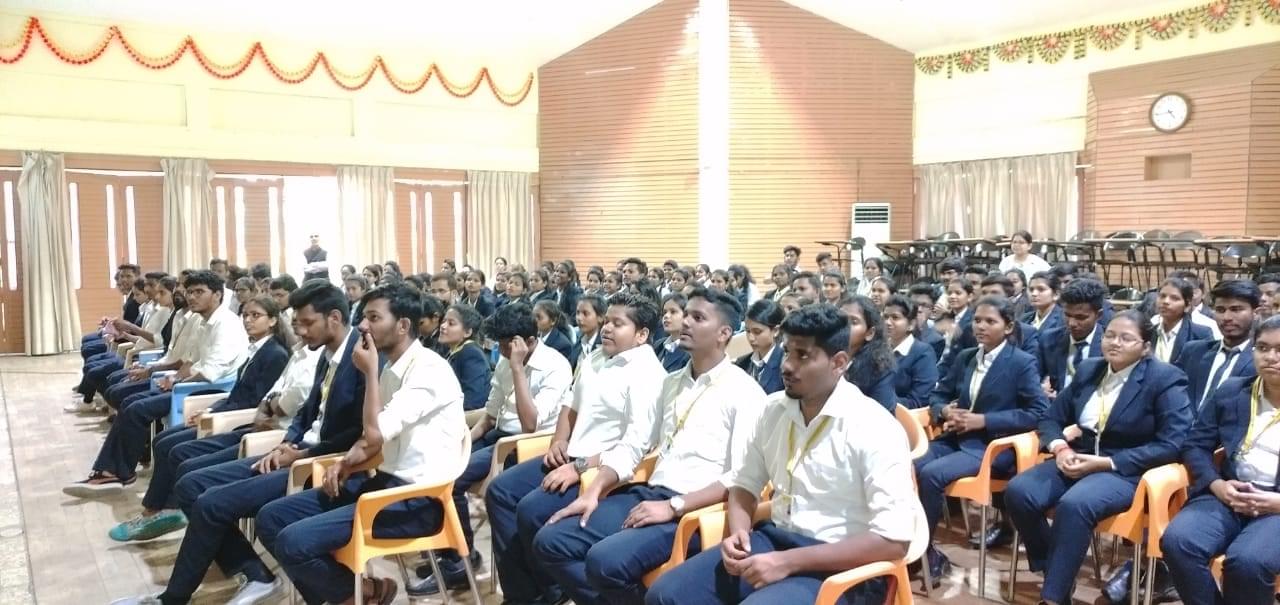 Joshi Bedekar College Industrial Visit photo 10